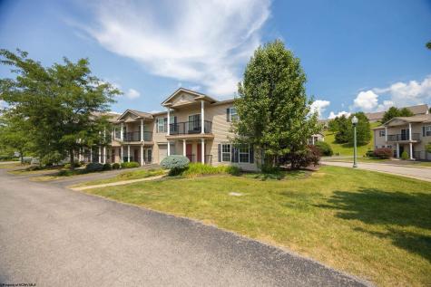 79 Barrington Court Bridgeport WV 26330