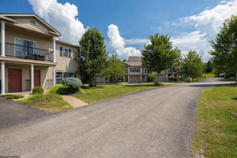 79 Barrington Court Bridgeport WV 26330