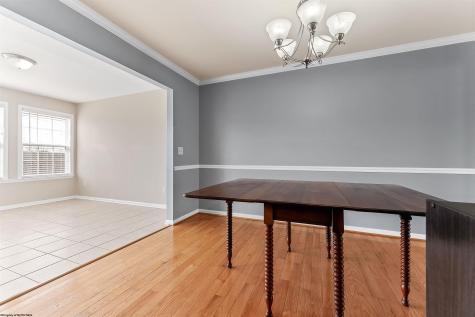 43 Robin Lane Morgantown WV 26508