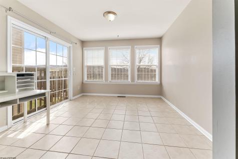 43 Robin Lane Morgantown WV 26508