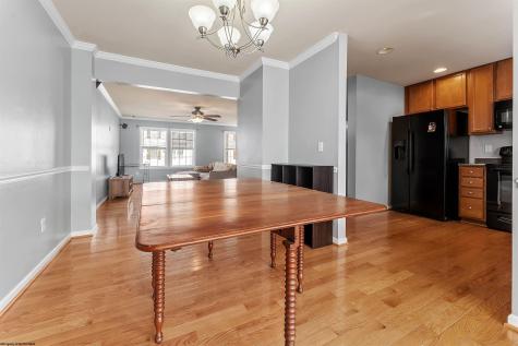 43 Robin Lane Morgantown WV 26508