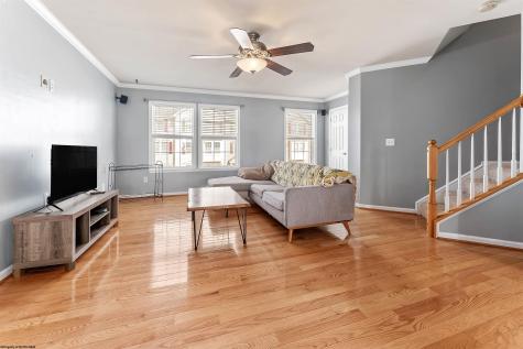 43 Robin Lane Morgantown WV 26508