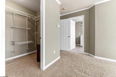 43 Robin Lane Morgantown WV 26508