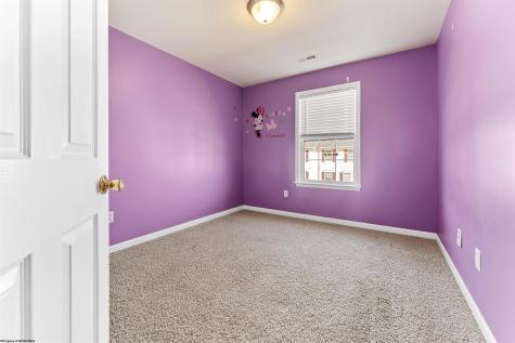 43 Robin Lane Morgantown WV 26508