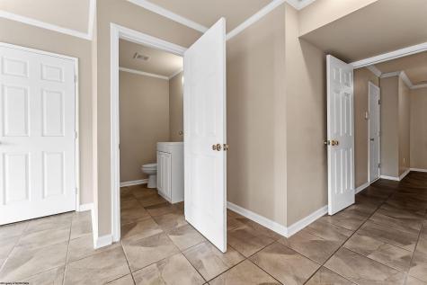 43 Robin Lane Morgantown WV 26508