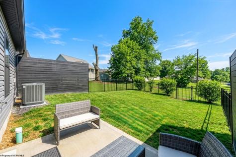 18 Reyes Lane Morgantown WV 26508