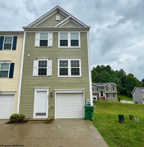 102 Kingsbury Court Fairmont WV 26554