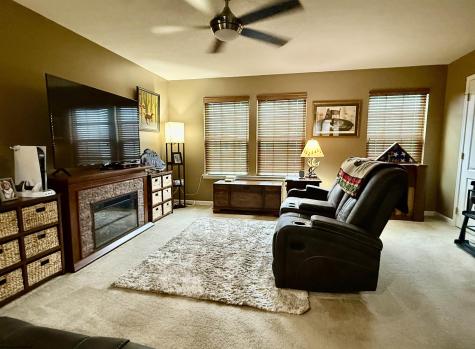 102 Kingsbury Court Fairmont WV 26554