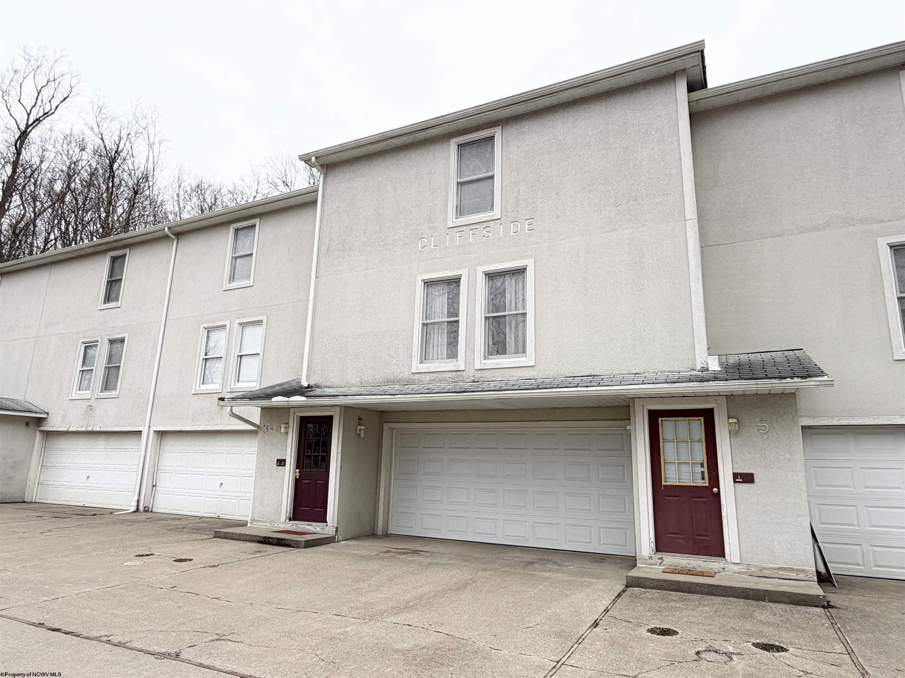 38 Cliffside Drive Morgantown WV 26501