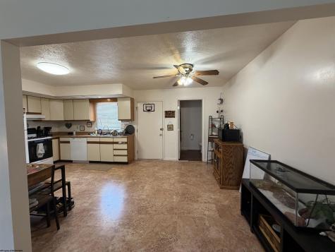 38 Cliffside Drive Morgantown WV 26501