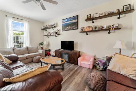 511 Turquoise Lane Morgantown WV 26508