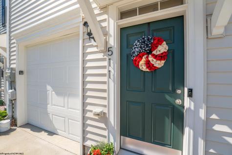 511 Turquoise Lane Morgantown WV 26508