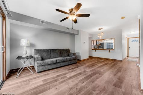 25 Hannah Lane Morgantown WV 26505