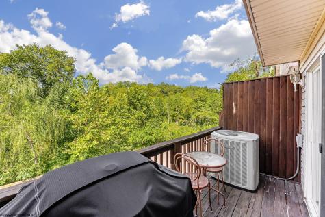 25 Hannah Lane Morgantown WV 26505