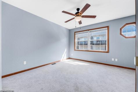 25 Hannah Lane Morgantown WV 26505