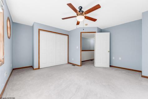 25 Hannah Lane Morgantown WV 26505