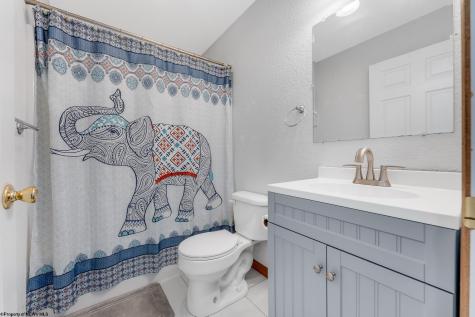 25 Hannah Lane Morgantown WV 26505