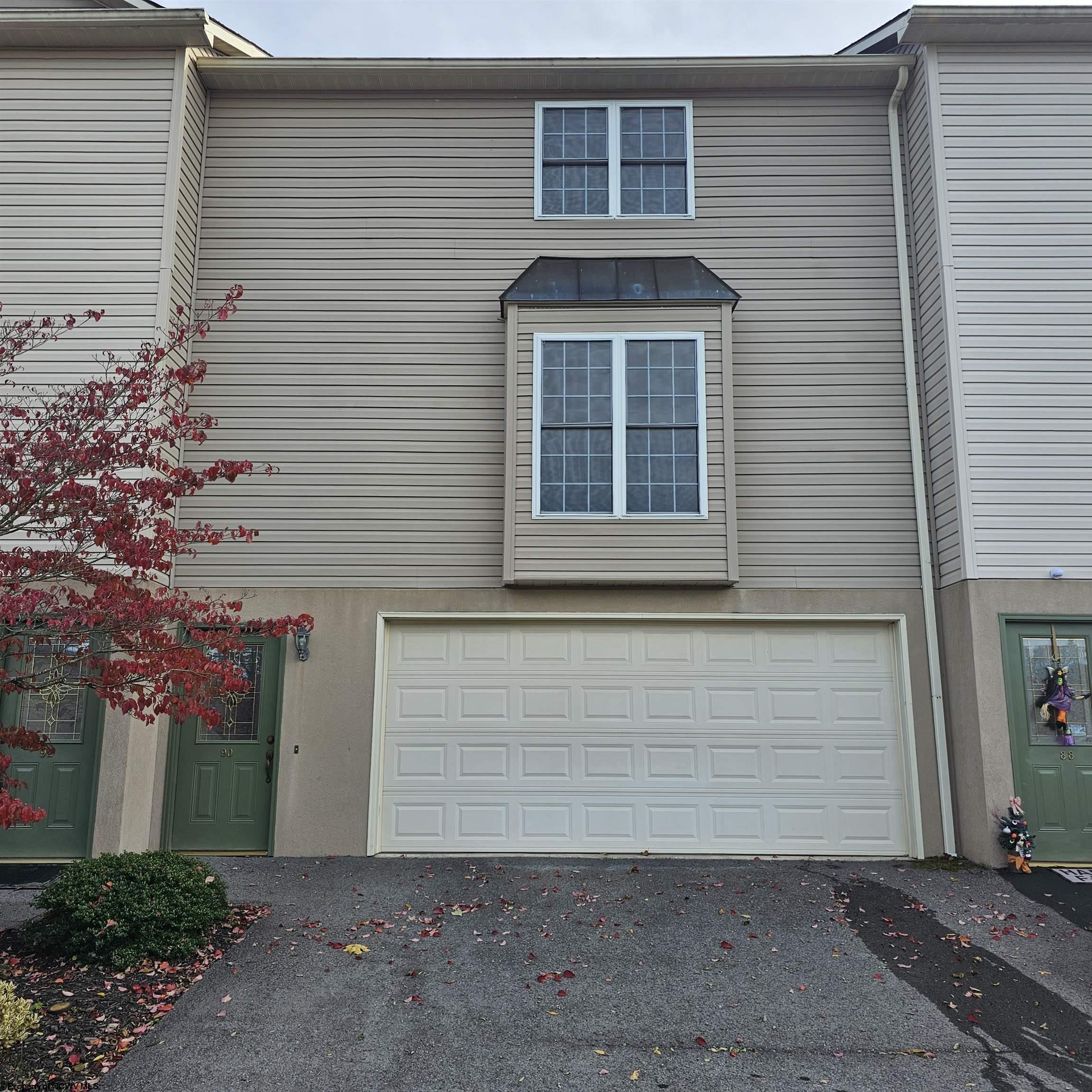 90 Clear Spring Drive Morgantown WV 26508