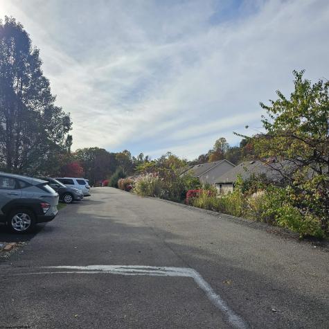 90 Clear Spring Drive Morgantown WV 26508