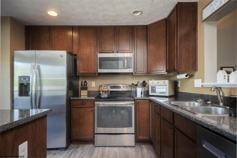 206 Summerfield Drive Morgantown WV 26508