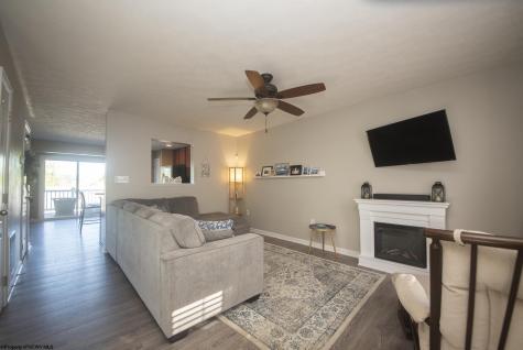 206 Summerfield Drive Morgantown WV 26508