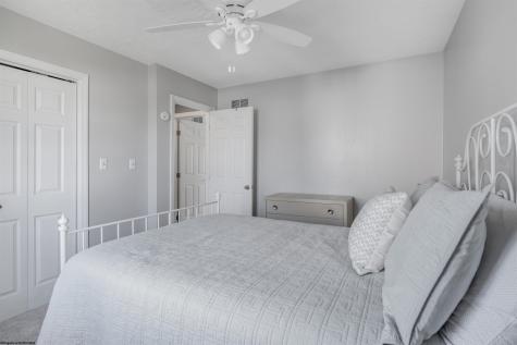 4030 Pinehurst Drive Morgantown WV 26505