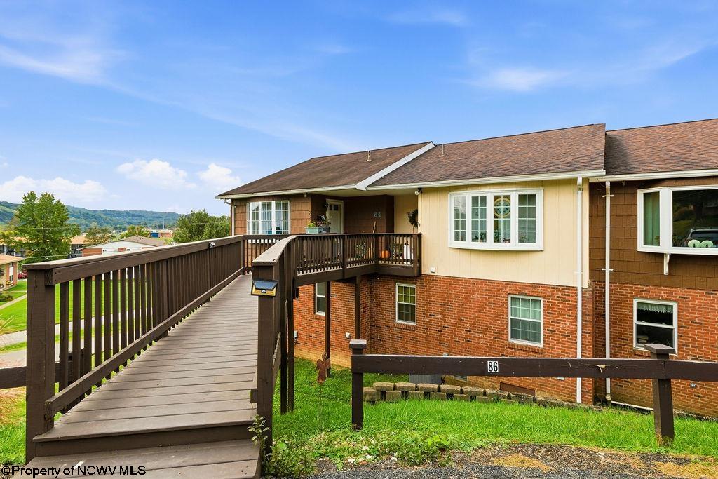 85 Pinewood Road Clarksburg WV 26301