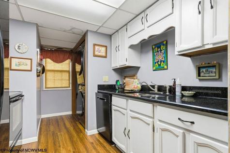 85 Pinewood Road Clarksburg WV 26301