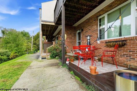 85 Pinewood Road Clarksburg WV 26301