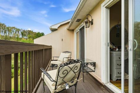 85 Pinewood Road Clarksburg WV 26301