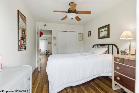 85 Pinewood Road Clarksburg WV 26301