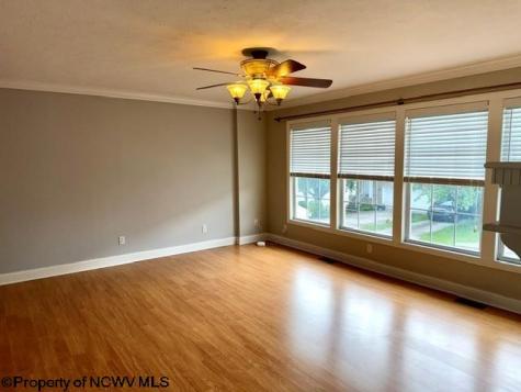 931 Ashton Place Morgantown WV 26508