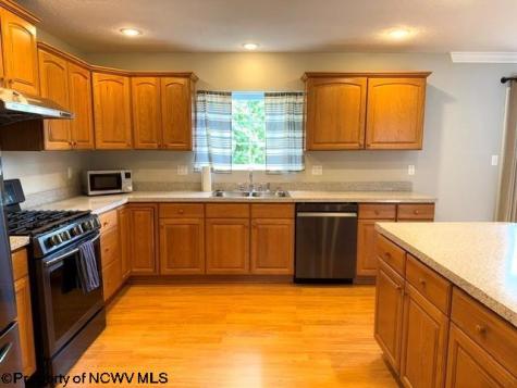 931 Ashton Place Morgantown WV 26508