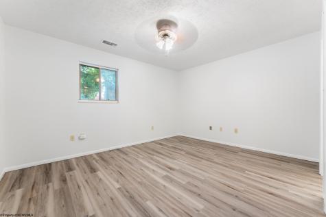 887 Tremont Street Morgantown WV 26505