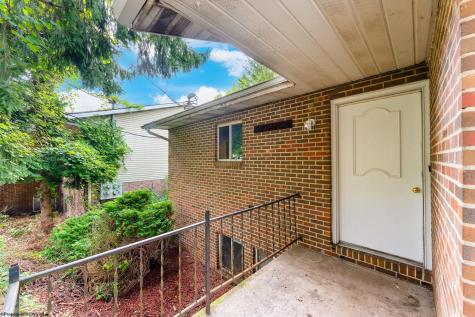 887 Tremont Street Morgantown WV 26505