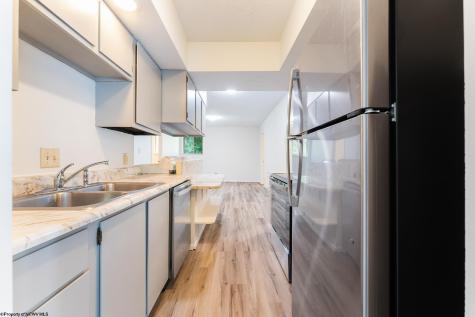 887 Tremont Street Morgantown WV 26505