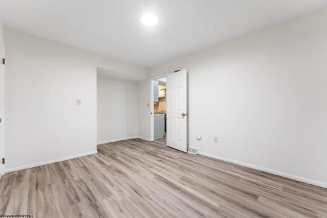 887 Tremont Street Morgantown WV 26505