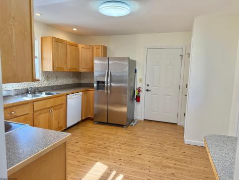 411 Pineview Drive Thomas WV 26292-8018