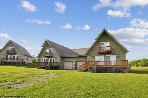 33 Cirrus Drive Davis WV 26260