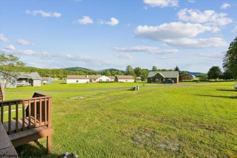 33 Cirrus Drive Davis WV 26260