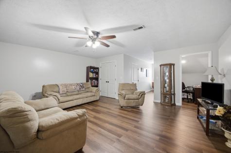 401 Tupelo Lane Bridgeport WV 26330