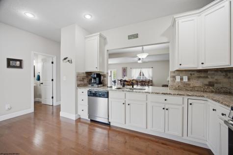 401 Tupelo Lane Bridgeport WV 26330