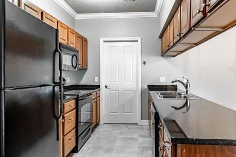 1625 Suncrest Village Morgantown WV 26505