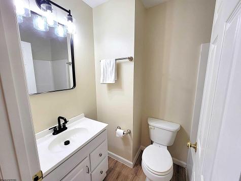 796 Alpine Street Morgantown WV 26505