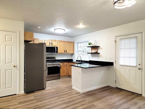796 Alpine Street Morgantown WV 26505