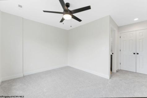 984 Ashton Place Morgantown WV 26508