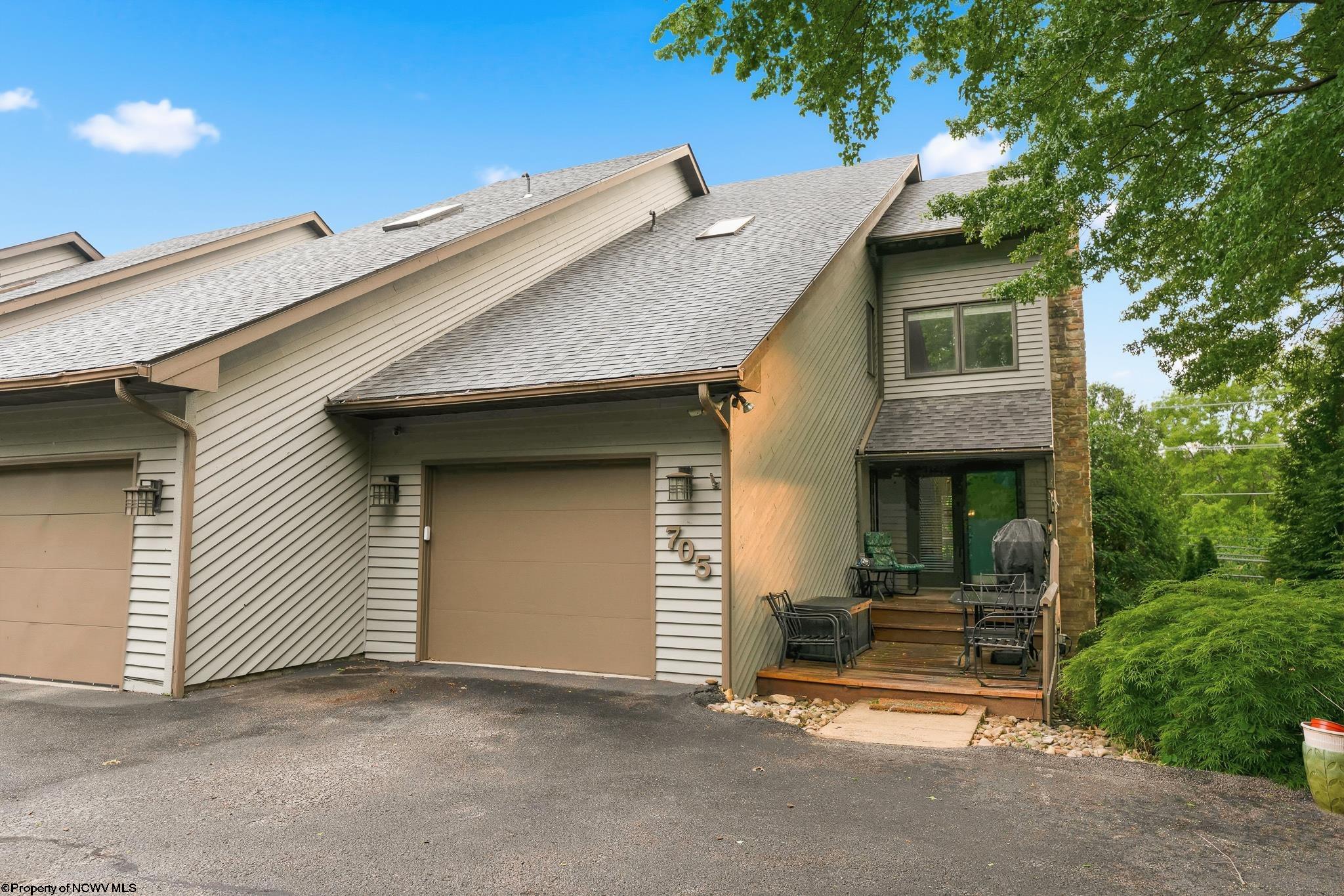 705 Lakeview Estates Morgantown WV 26508