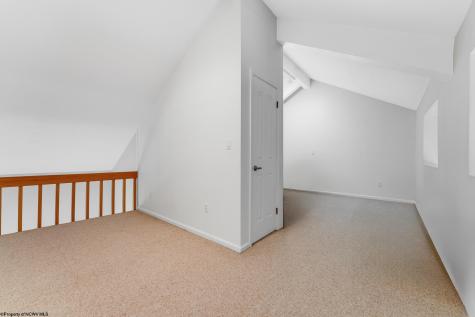 705 Lakeview Estates Morgantown WV 26508