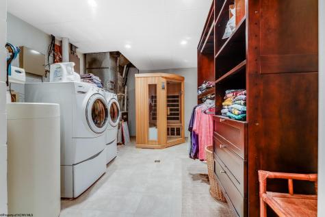 705 Lakeview Estates Morgantown WV 26508