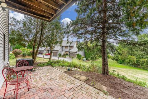 705 Lakeview Estates Morgantown WV 26508
